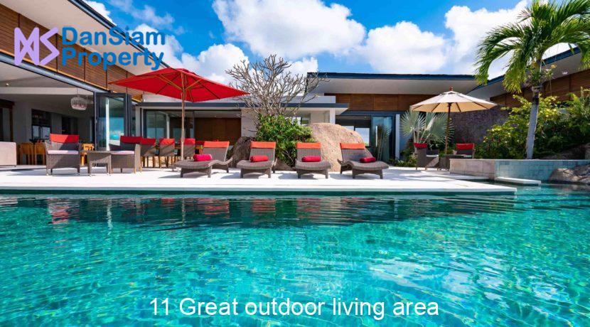 11 Great outdoor living area