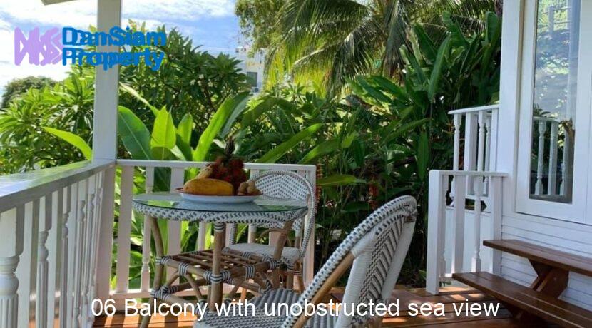 06 Balcony with unobstructed sea view