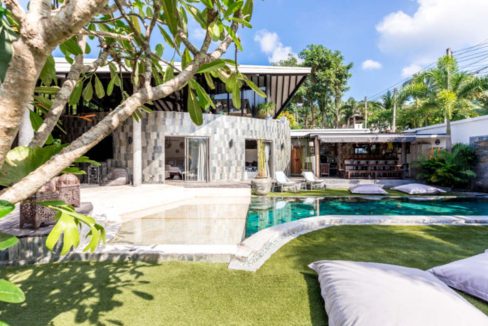 02B Fantastic Balinese style villa